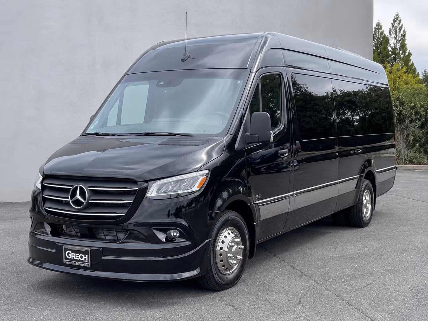 Murrieta Airport Shuttle & Transportation party bus exterior