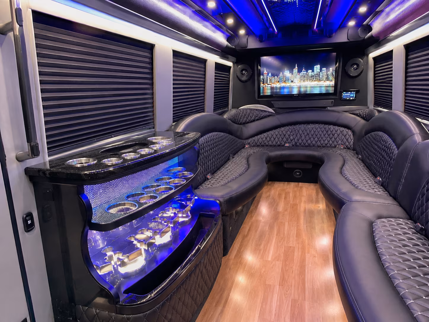 Murrieta Birthday, Sweet 16, & Quinceañera Transportation party bus exterior
