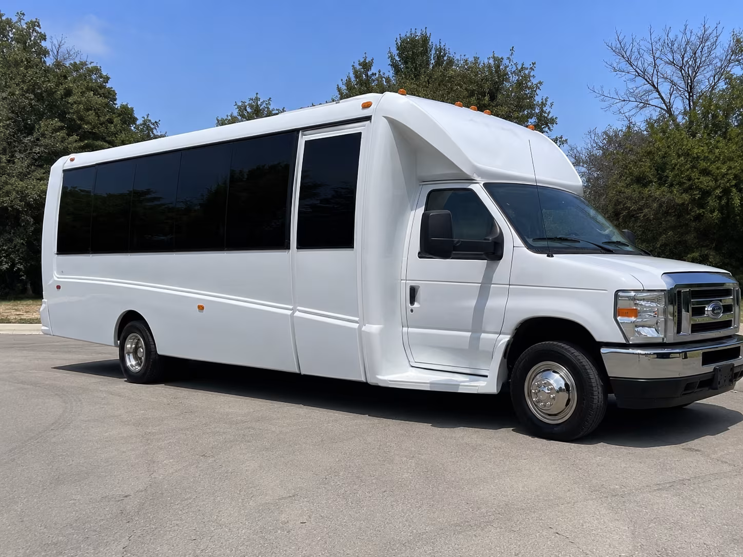 Murrieta Concert & Music Festival Transportation party bus exterior